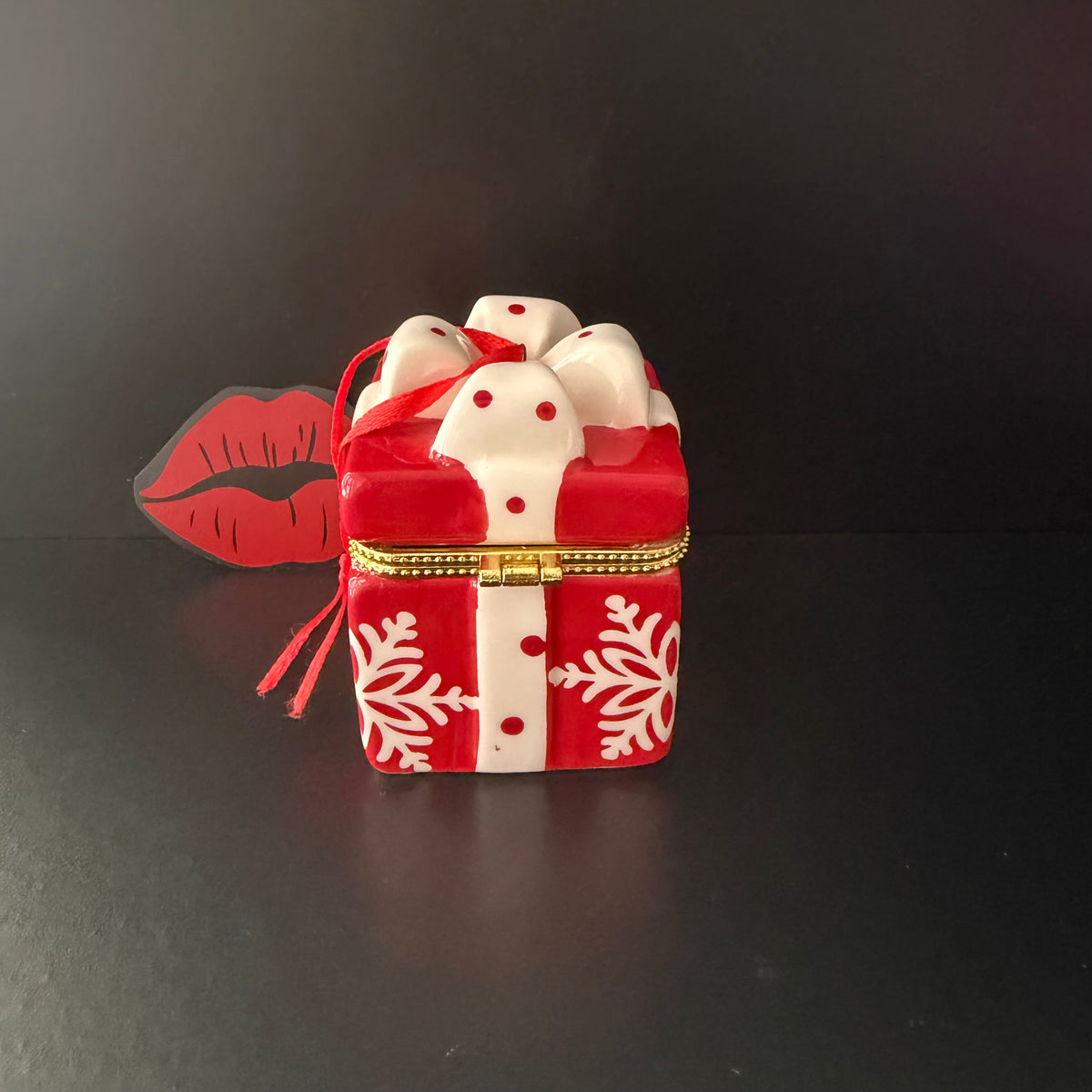 Nosy Cunt Mini Christmas Gift Trinket Box Christmas Tree Decoration