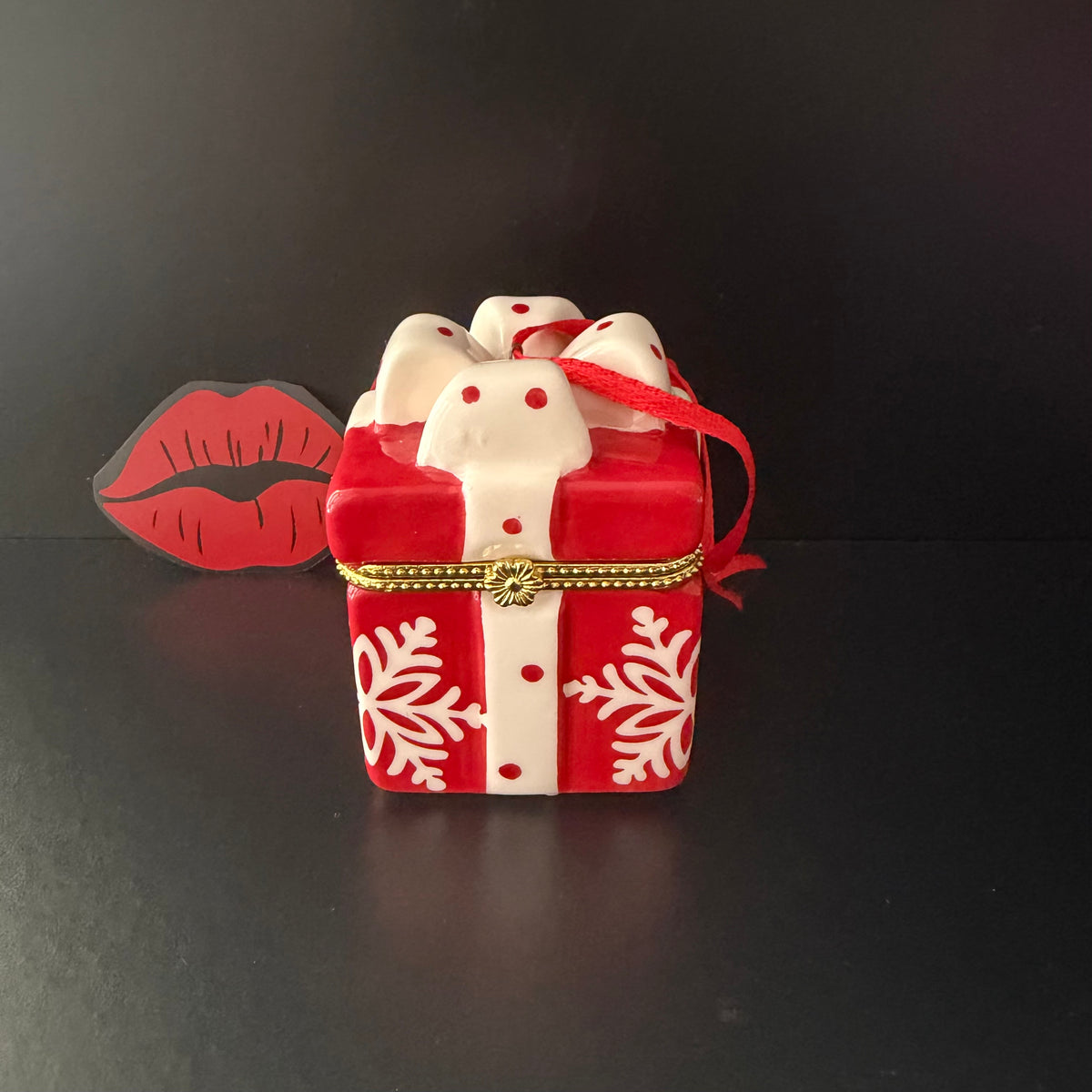 Nosy Cunt Mini Christmas Gift Trinket Box Christmas Tree Decoration