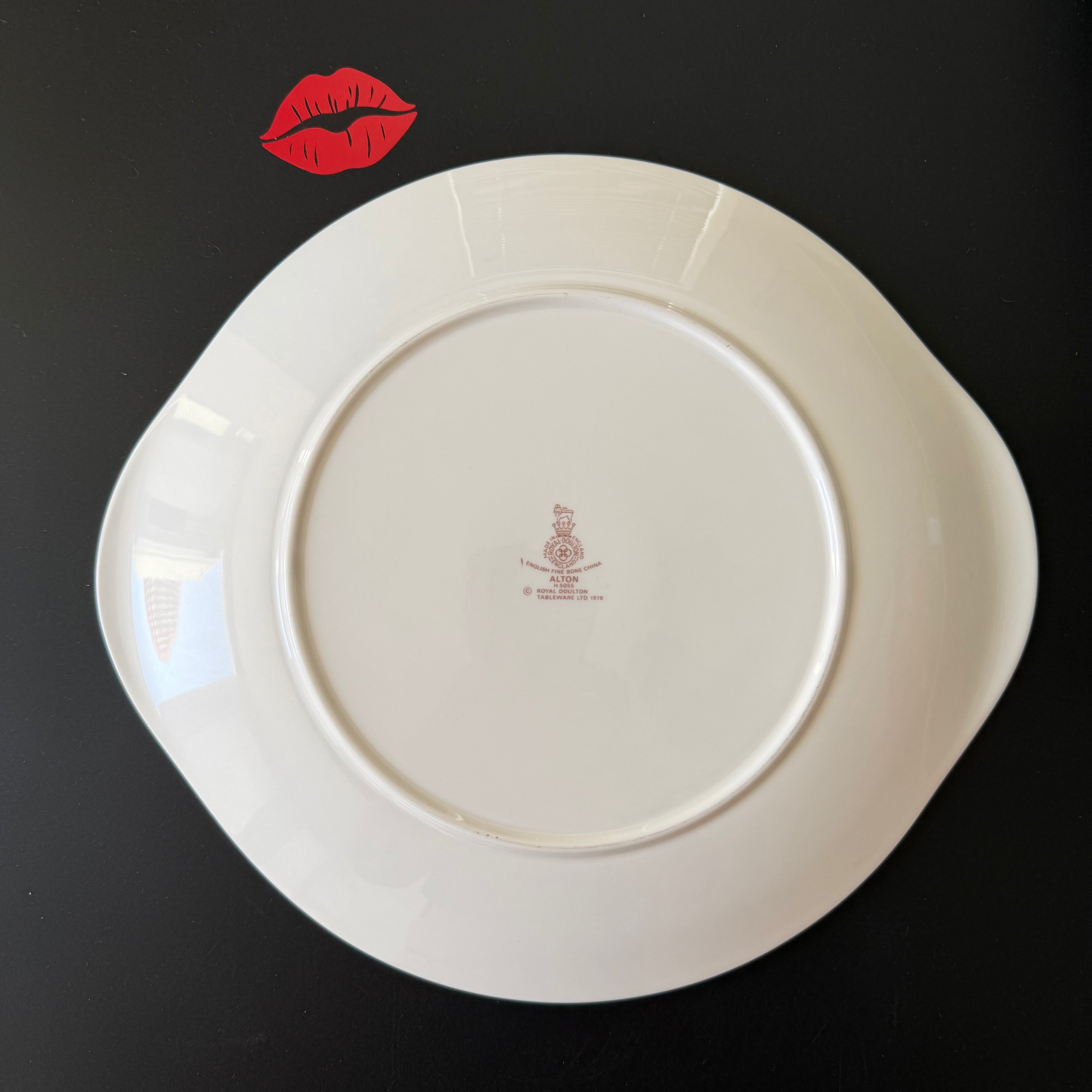 Welcome, Please Fuck Off by 9PM Decorative Bone China Serving Plate